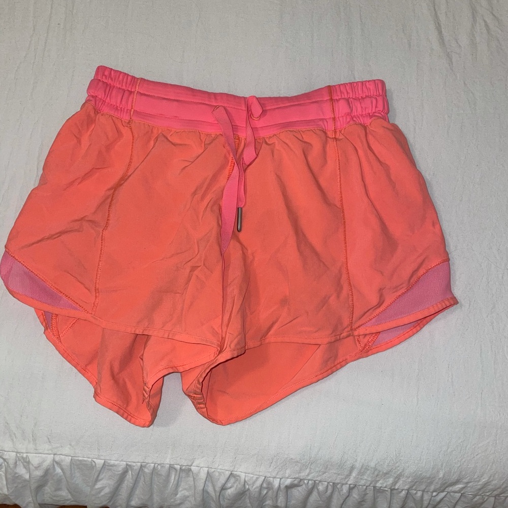 Lululemon Hotty Hot shorts